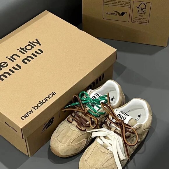 Authentic New Balance X Miu Miu 530 Sneakers - Picture 6 of 8